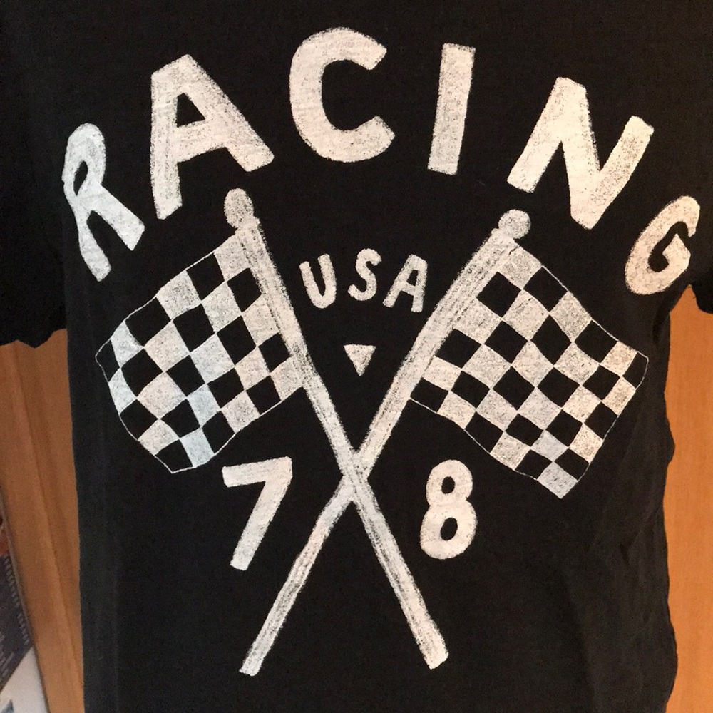 Banana Republic T-shirt - Picture 2 of 4
